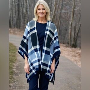 Woolrich Reversible Plaid Shawl Wrap Poncho One Size Blue Navy Cozy Classic Unis